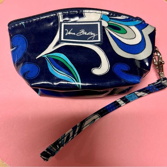 Vera Bradley Zipper Pouch - Picture 1 of 3